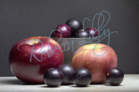 Stills Red Apple with Cheeries 5479